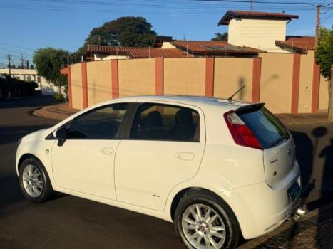 FIAT Punto 1.4 4P FLEX ATTRACTIVE ITALIA, Foto 9