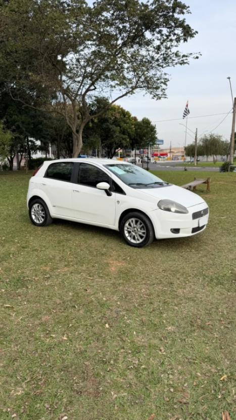 FIAT Punto 1.4 4P FLEX ATTRACTIVE ITALIA, Foto 1