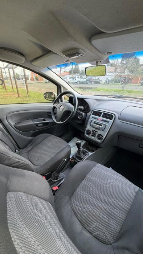 FIAT Punto 1.4 4P FLEX ATTRACTIVE ITALIA, Foto 9