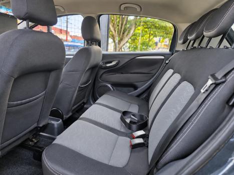 FIAT Punto 1.4 4P FLEX ATTRACTIVE ITALIA, Foto 8