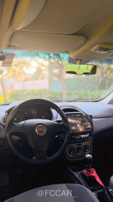 FIAT Punto 1.4 4P FLEX ATTRACTIVE ITALIA, Foto 5