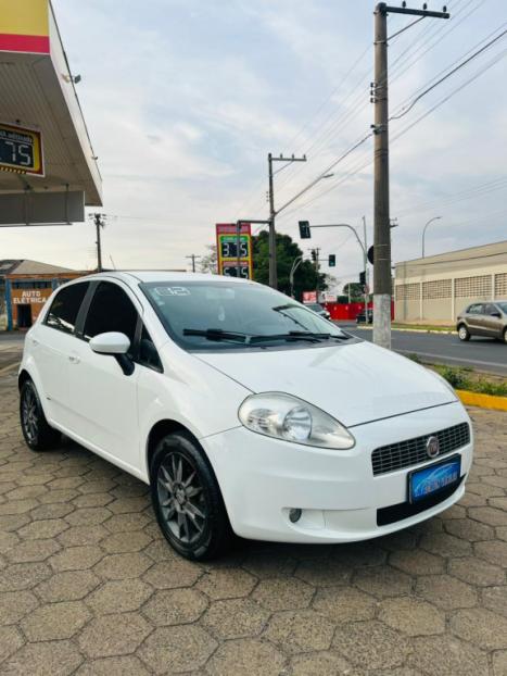 FIAT Punto 1.6 16V 4P ESSENCE FLEX, Foto 3