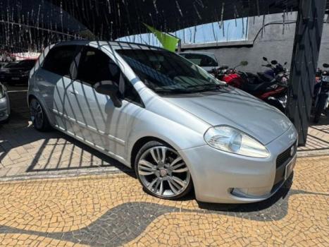 FIAT Punto 1.8 4P HLX FLEX, Foto 3