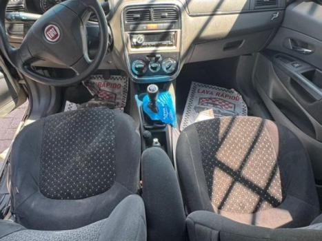 FIAT Punto 1.8 4P HLX FLEX, Foto 6