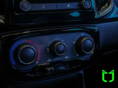 FIAT Strada 1.3 4P FIREFLY FLEX VOLCANO CABINE DUPLA AUTOM�TICO, Foto 13