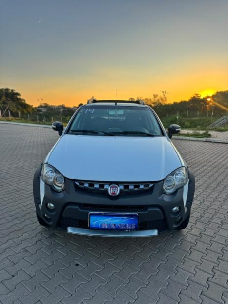 FIAT Strada 1.8 3P FLEX ADVENTURE CABINE DUPLA, Foto 2