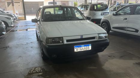 FIAT Tipo 1.6 IE 4P, Foto 1