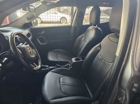 FIAT Toro 1.8 16V 4P ENDURANCE AUTOMTICO, Foto 4