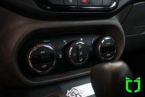 FIAT Toro 1.8 16V 4P FLEX FREEDOM AUTOM�TICO, Foto 11