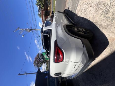 FIAT Toro 1.8 16V 4P FLEX FREEDOM AUTOM�TICO, Foto 2