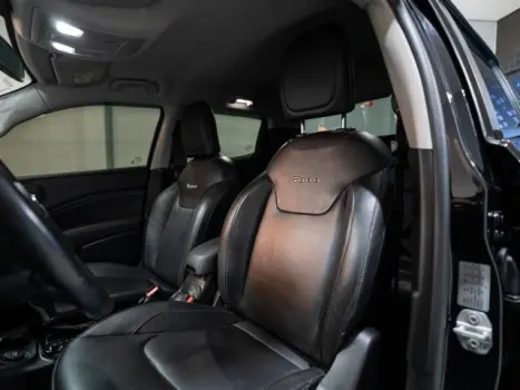 FIAT Toro 1.8 16V 4P FLEX FREEDOM AUTOM�TICO, Foto 8