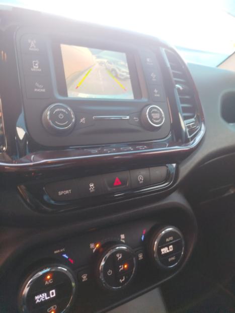 FIAT Toro 1.8 16V 4P FLEX OPENING EDITION AUTOM�TICO, Foto 3