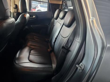 FIAT Toro 1.8 16V 4P ENDURANCE AUTOM�TICO, Foto 6