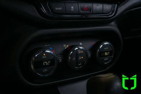 FIAT Toro 1.8 16V 4P FLEX FREEDOM AUTOM�TICO, Foto 11