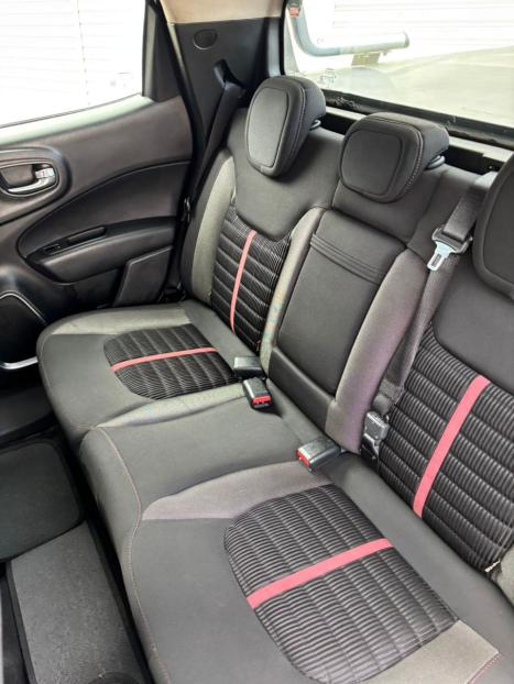 FIAT Toro 1.8 16V 4P FLEX FREEDOM OPEN EDITION PLUS AUTOM�TICO, Foto 7