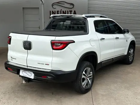 FIAT Toro 2.0 16V 4P VOLCANO 4WD TURBO DIESEL AUTOMTICO, Foto 4