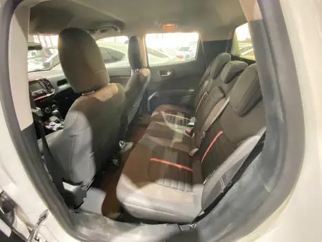 FIAT Toro 2.0 16V 4P 4WD FREEDOM TURBO DIESEL  AUTOM�TICO, Foto 16