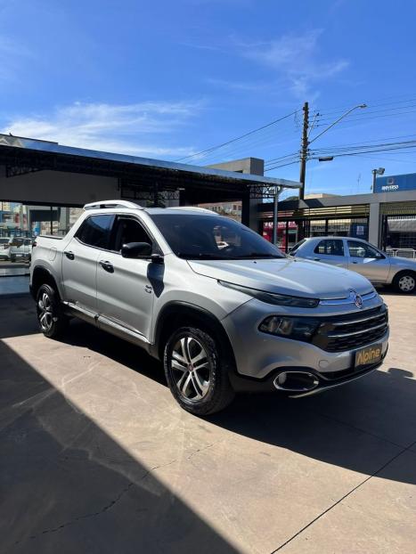 FIAT Toro 2.0 16V 4P VOLCANO 4WD TURBO DIESEL AUTOM�TICO, Foto 2