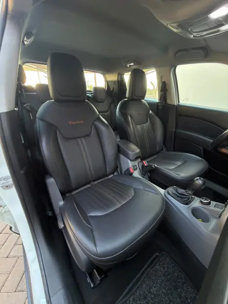 FIAT Toro 2.0 16V 4P VOLCANO 4WD TURBO DIESEL AUTOM�TICO, Foto 14