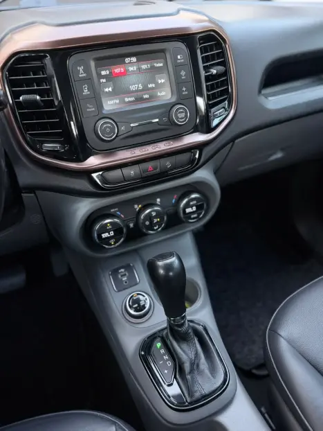 FIAT Toro 2.0 16V 4P VOLCANO 4WD TURBO DIESEL AUTOM�TICO, Foto 17