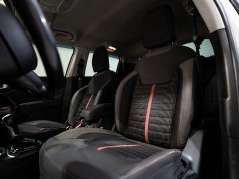 FIAT Toro 2.0 16V 4P 4WD FREEDOM TURBO DIESEL  AUTOM�TICO, Foto 6