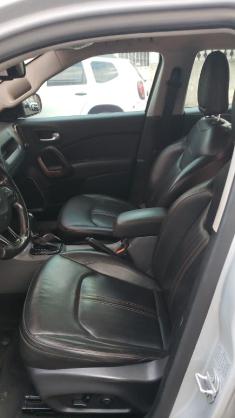 FIAT Toro 2.0 16V 4P VOLCANO 4WD TURBO DIESEL AUTOM�TICO, Foto 8
