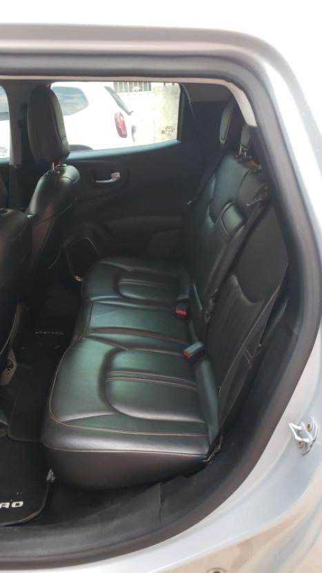 FIAT Toro 2.0 16V 4P VOLCANO 4WD TURBO DIESEL AUTOM�TICO, Foto 9