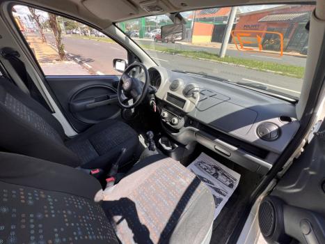 FIAT Uno 1.0 4P, Foto 4