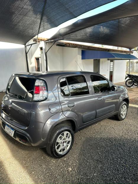 FIAT Uno 1.0 4P FLEX ATTRACTIVE, Foto 2
