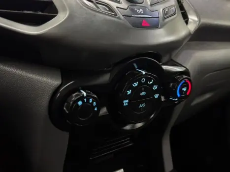 FORD Ecosport 1.6 4P S SIGMA FLEX, Foto 13