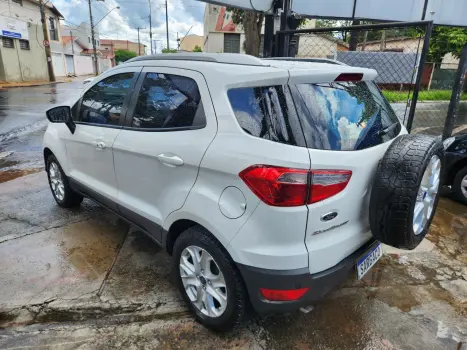 FORD Ecosport 2.0 16V 4P FLEX TITANIUM AUTOMÁTICO, Foto 6 FORD Ecosport 2.0 16V 4P FLEX TITANIUM AUTOMÁTICO, Foto 6