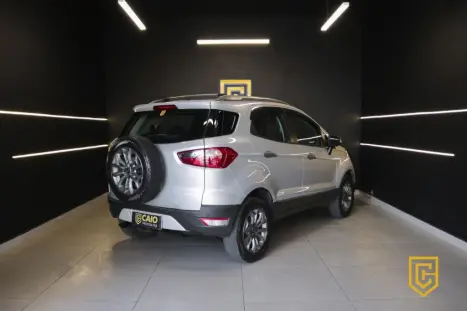 FORD Ecosport 2.0 16V 4P 4WD FREESTYLE FLEX, Foto 4