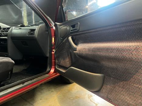 FORD Escort 2.0 XR3, Foto 9 FORD Escort 2.0 XR3, Foto 9