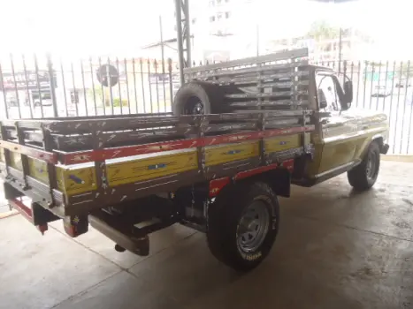 FORD F-1000 3.9 CABINE SIMPLES DIESEL, Foto 3 FORD F-1000 3.9 CABINE SIMPLES DIESEL, Foto 3