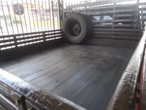 FORD F-1000 3.9 CABINE SIMPLES DIESEL, Foto 4 FORD F-1000 3.9 CABINE SIMPLES DIESEL, Foto 4