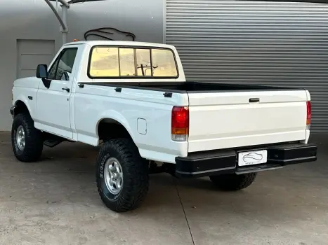 FORD F-1000 4.9 I XLT CABINE SIMPLES, Foto 2