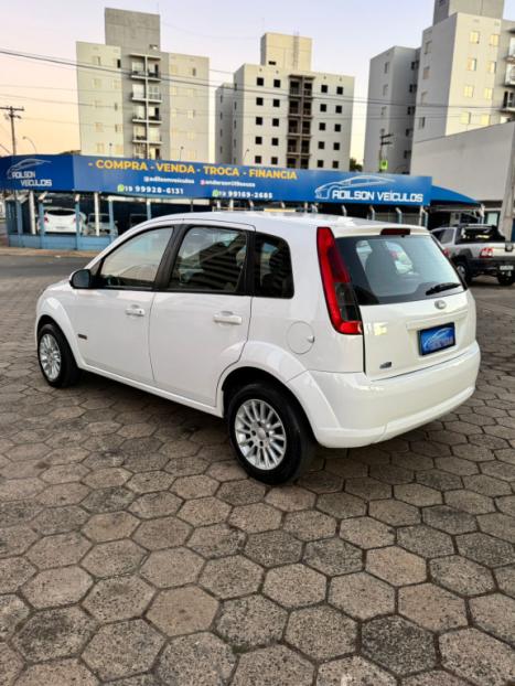 FORD Fiesta Hatch 1.6 4P CLASS FLEX, Foto 6