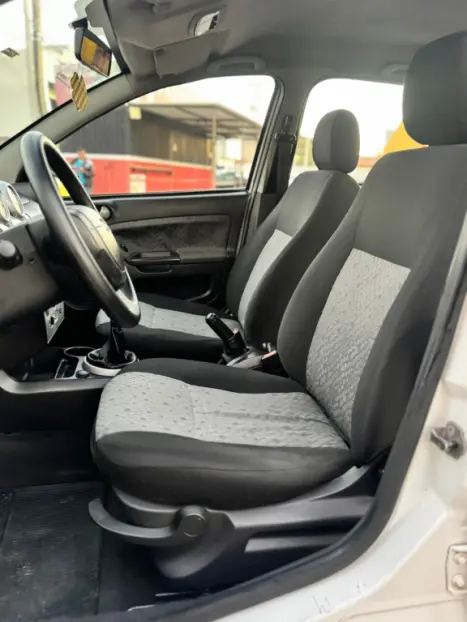 FORD Fiesta Hatch 1.6 4P CLASS FLEX, Foto 7