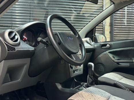 FORD Fiesta Hatch 1.6 4P FLEX, Foto 4