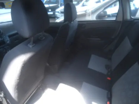 FORD Fiesta Hatch 1.0 4P FLEX, Foto 4