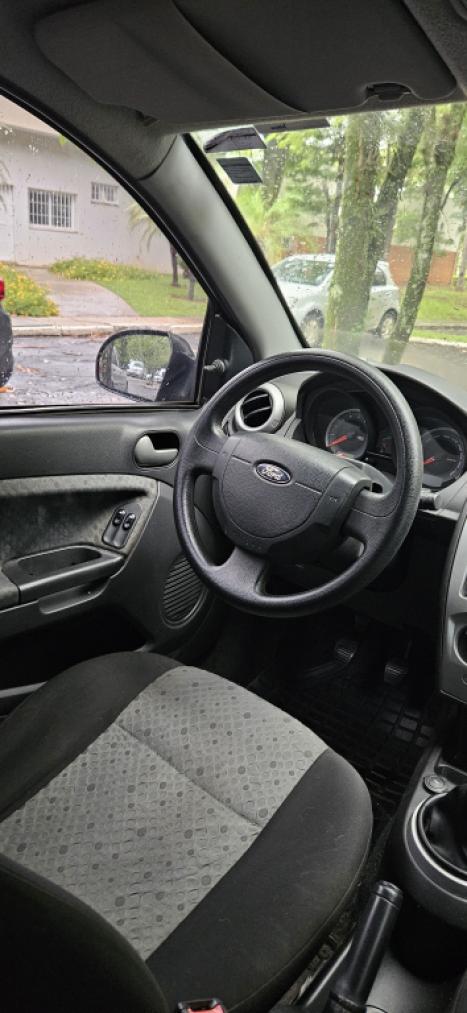 FORD Fiesta Hatch 1.6 4P ROCAM FLEX, Foto 6