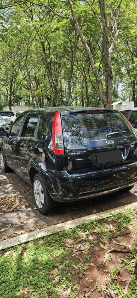 FORD Fiesta Hatch 1.6 4P ROCAM FLEX, Foto 2