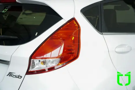 FORD Fiesta Hatch 1.6 16V 4P FLEX TITANIUM POWERSHIFT AUTOM�TICO, Foto 8