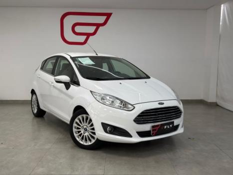 FORD Fiesta Hatch 1.6 4P FLEX TITANIUM POWERSHIFT AUTOM�TICO, Foto 1