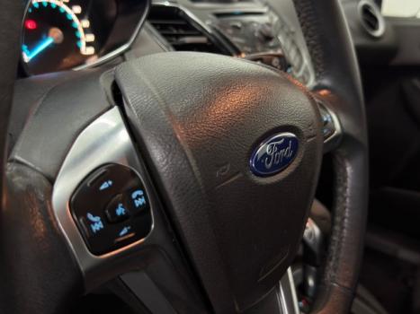 FORD Fiesta Hatch 1.6 4P FLEX TITANIUM POWERSHIFT AUTOM�TICO, Foto 9