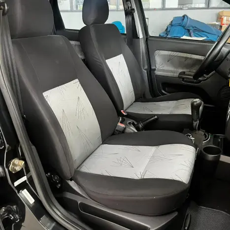 FORD Fiesta Hatch 1.6 4P FLEX, Foto 14