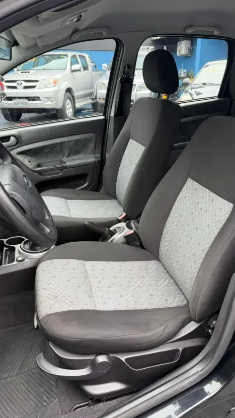 FORD Fiesta Hatch 1.6 4P CLASS FLEX, Foto 9