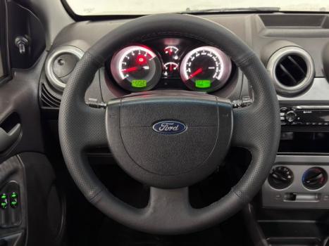 FORD Fiesta Hatch 1.6 4P FLEX, Foto 8