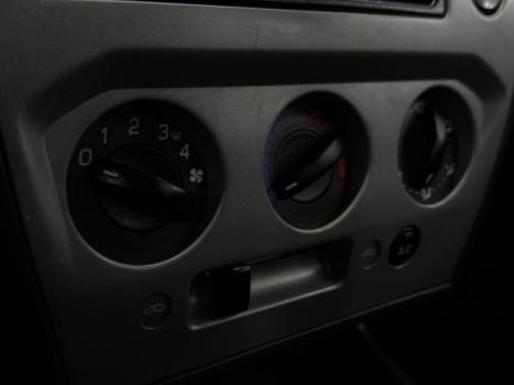 FORD Fiesta Hatch 1.6 4P FLEX, Foto 12