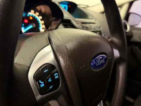 FORD Fiesta Hatch 1.6 16V 4P SE FLEX AUTOM�TICO, Foto 9